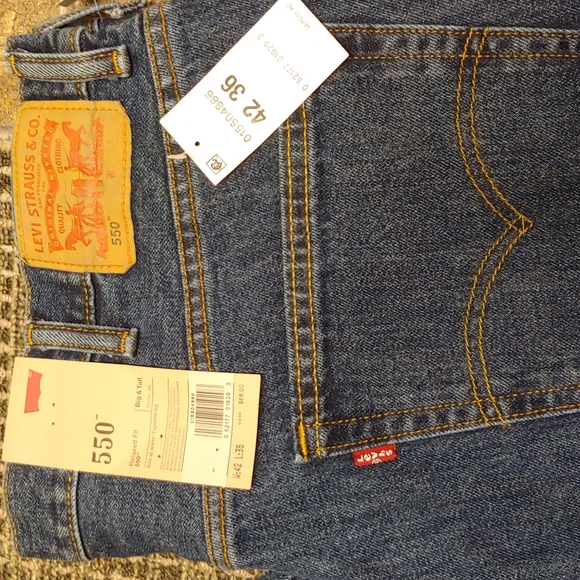 Levi's Other - NWT Levis 550 relaxed fit Big & Tall mn. sz.42x36